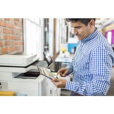 HP Color LaserJet Enterprise M577dn - Imprimante laser